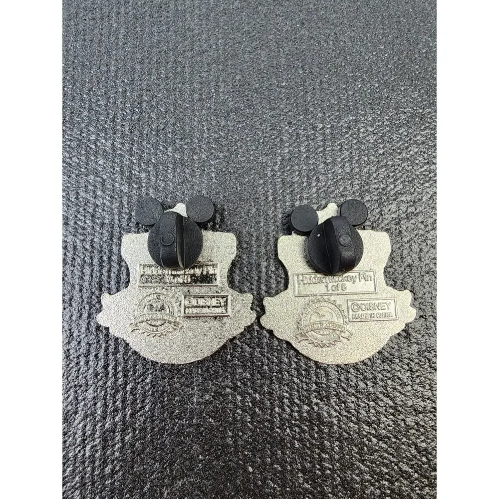 2 Disneyland Resort Trading Pins Crest Collection Jiminy Cricket & Mickey Mouse